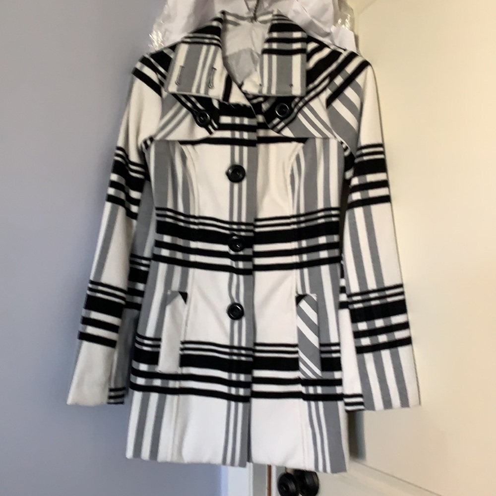 BCX White & Black Plaid Peacoat